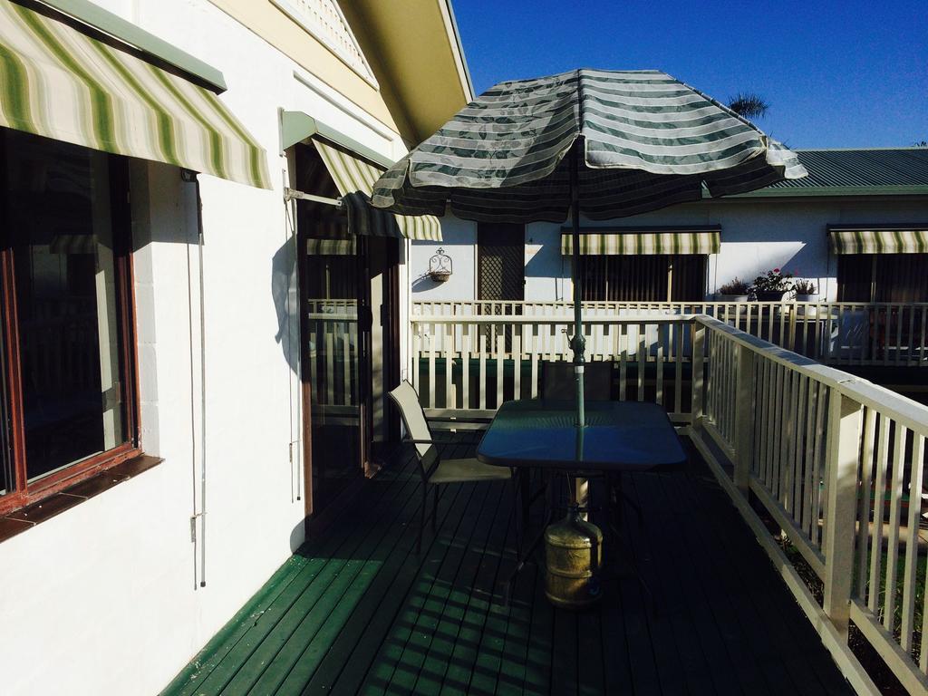 Telopea Court Motel Merimbula Buitenkant foto