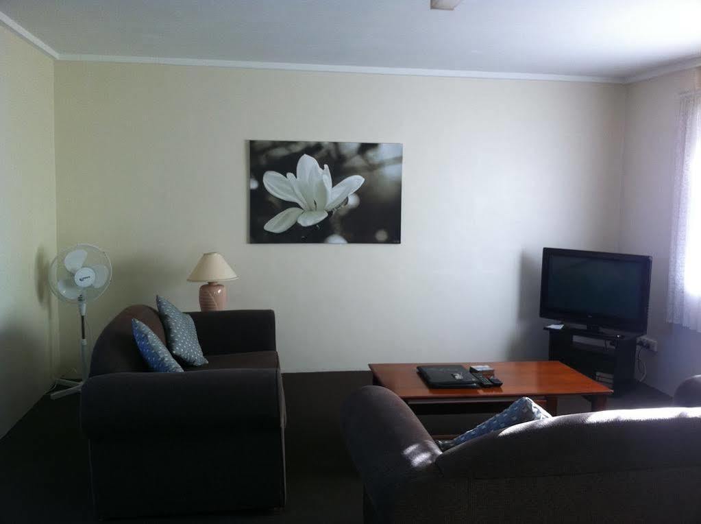 Telopea Court Motel Merimbula Buitenkant foto